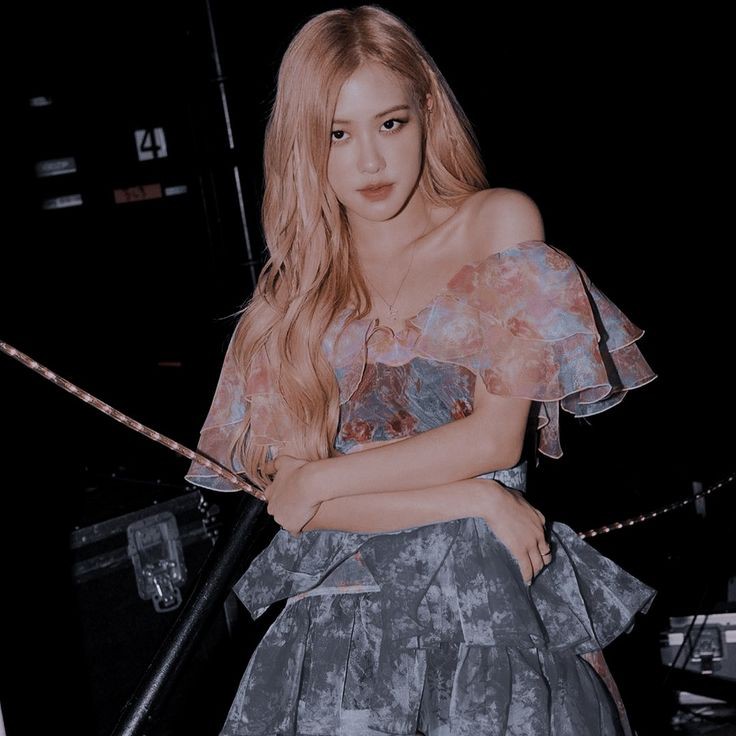 Flnalxidrslaes1's tweet photo. s — ssup ! aku baru aja ganchar jadi mari kita berkawan ~

mutualan like / rt , fambest dm oke ? tq
#roleplayer #roleplayerindonesia #rootrpw #Root #ROSE https://t.co/OLvz1G6Qye
