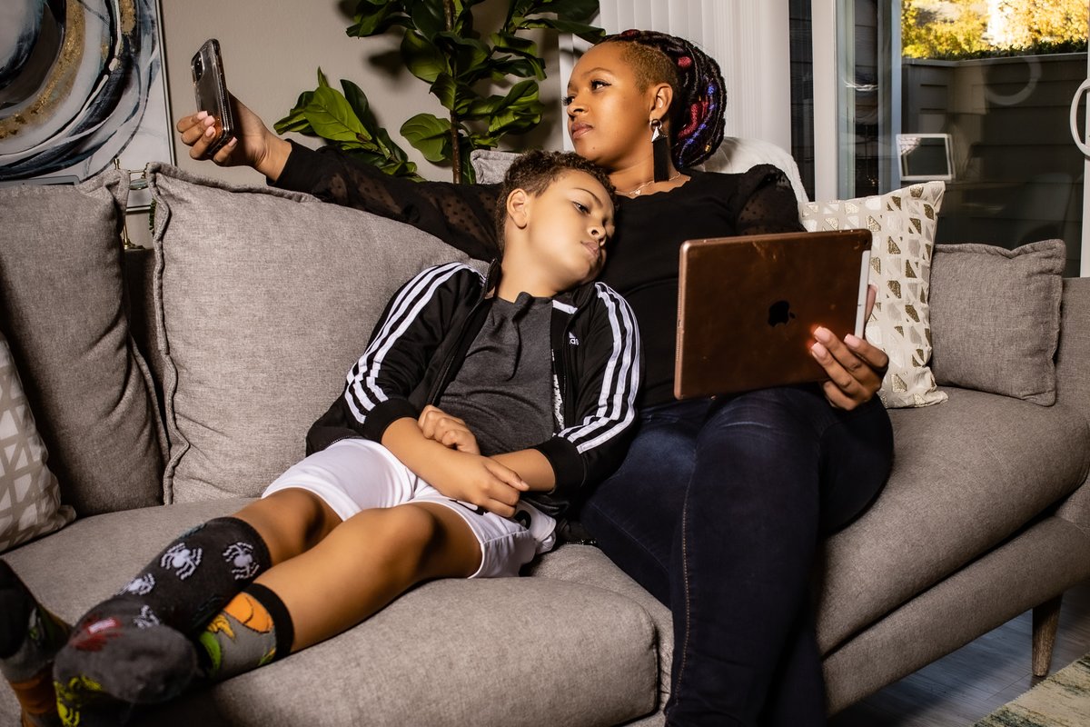 CreativeIG's tweet image. Work Work Wednesday! Our boss has found the balance of work and family! #workworkwednesday