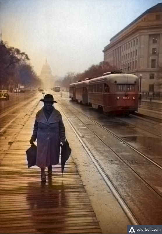 Jiriveselyphoto's tweet photo. Klasické černobílé fotografie v barvě. Kolorováno zcela automaticky na https://t.co/xehIvl6NKS
#colorizeit https://t.co/YCeFPFOYJL