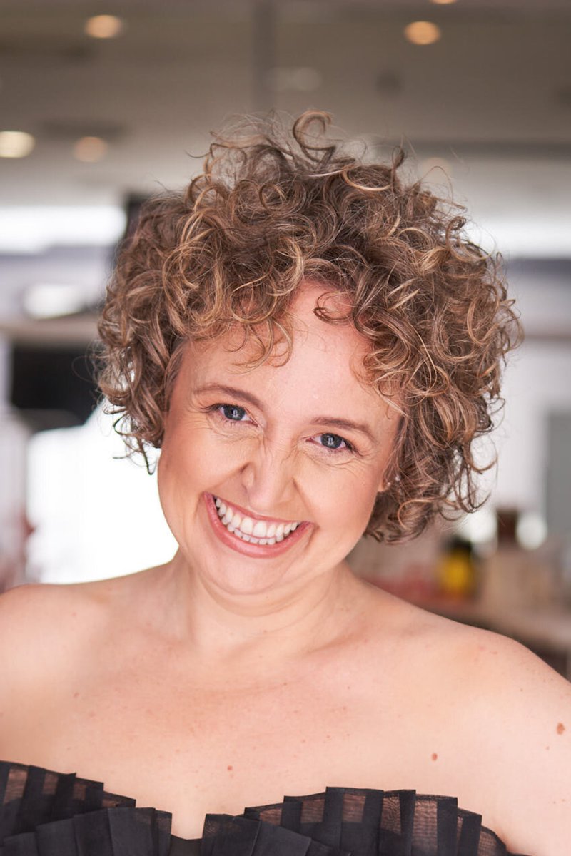 AmandaZHutton's tweet photo. Amanda is delighted to return to Spaghetti &amp; Jazz on 6th June for Vavachi Entertainment’s ‘A Night at the Opera’, Bookings essential: 0755932311 See you there! ♥️ #vavachientertainment #spaghettiandjazz https://t.co/bbg3AMyIN0