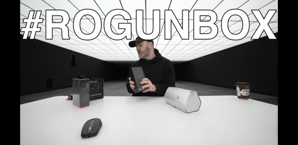 Dustin360TX's tweet image. #ROGUNBOX
#UnboxTherapy #LewLater