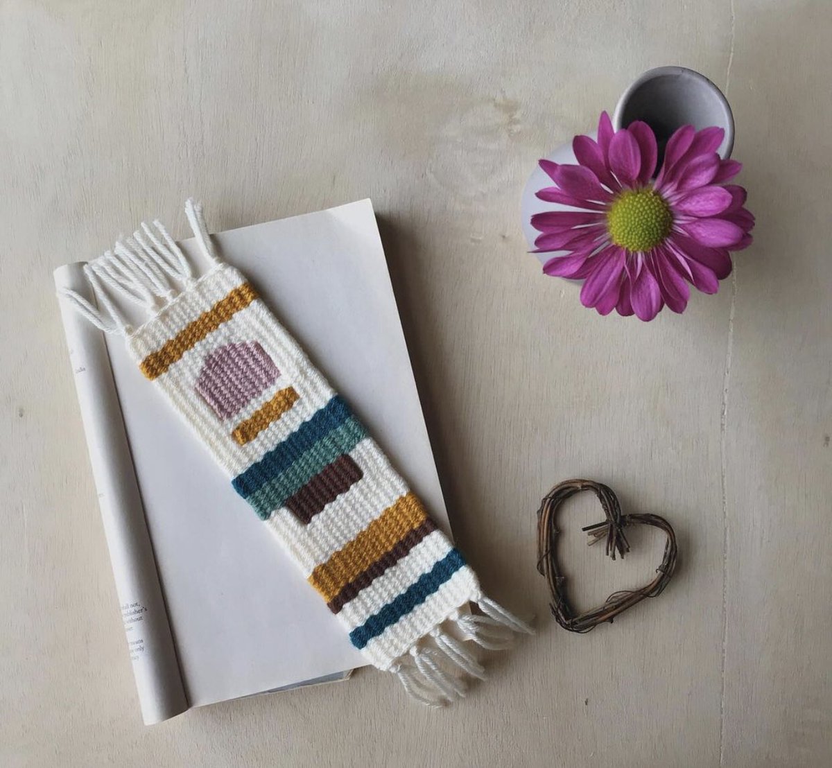 marisawoven's tweet photo. Back in stock: Handwoven Bookmark 

https://t.co/7fJVXNqzcT https://t.co/gqmhvNpESh