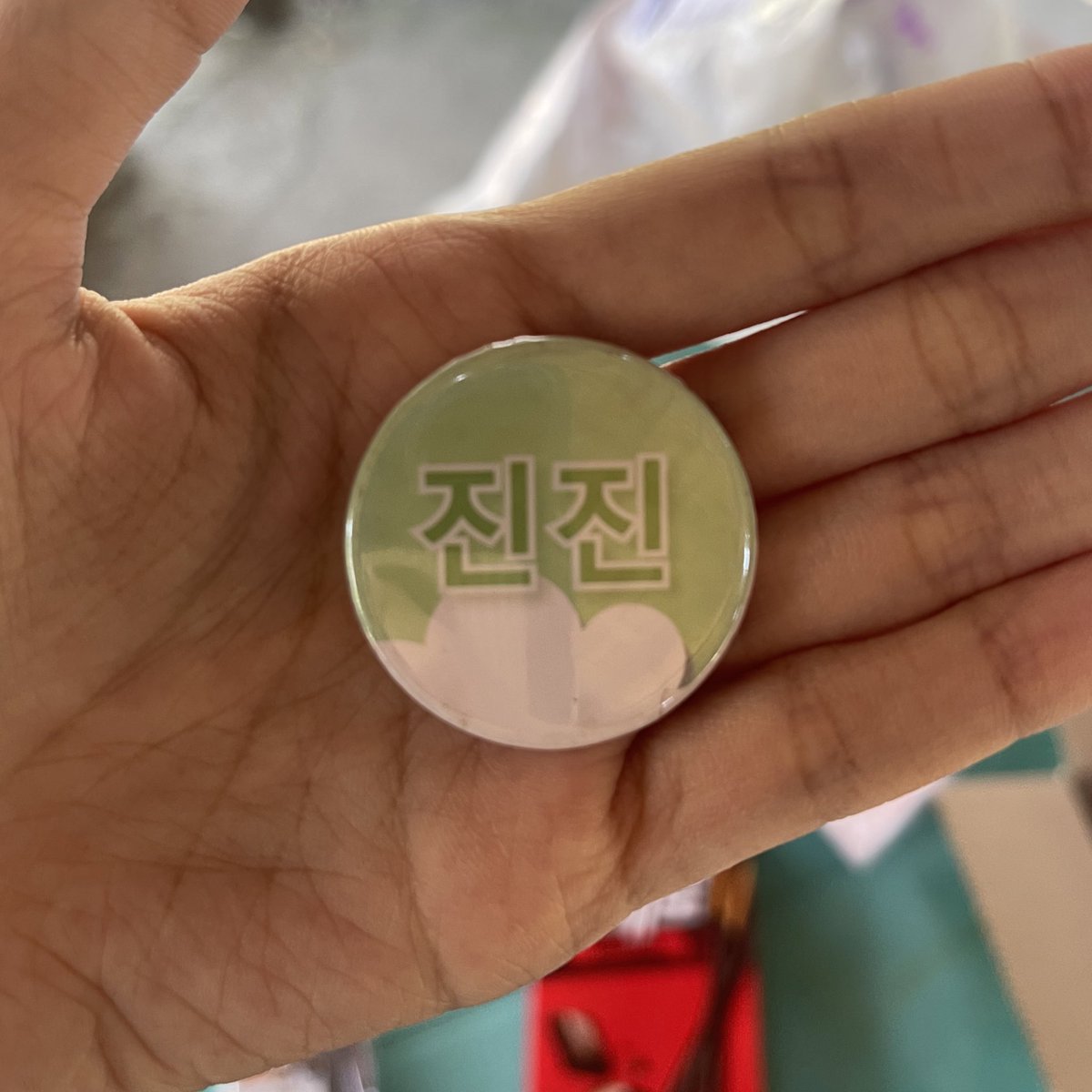 jihanhuii's tweet photo. I suck at taking photos but AAAAAAAA P315!! Thank you so much @withjinwoo_com!! And to all the organizers who made this all happen despite the pandemic. 🥺 It’s worth waiting! I swear there are LOTS of items 😂 THANK YOU AGAIN!! #Project315 #ASTRO #진진 https://t.co/SzlMVPTysu