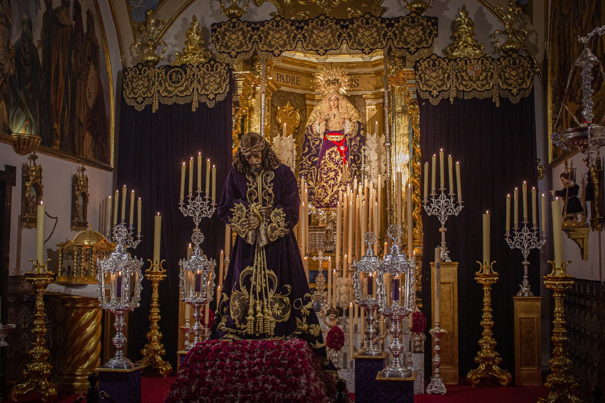 moraosalhgrande's tweet photo. Así lucen nuestros Sagrados Titulares, un Culto extraordinario, en un singular y especial Jueves Santo.

#JuevesSanto
#MoraosALH 
#AlhaurínelGrande 
#CofradíasMLG https://t.co/q29sOyelfq