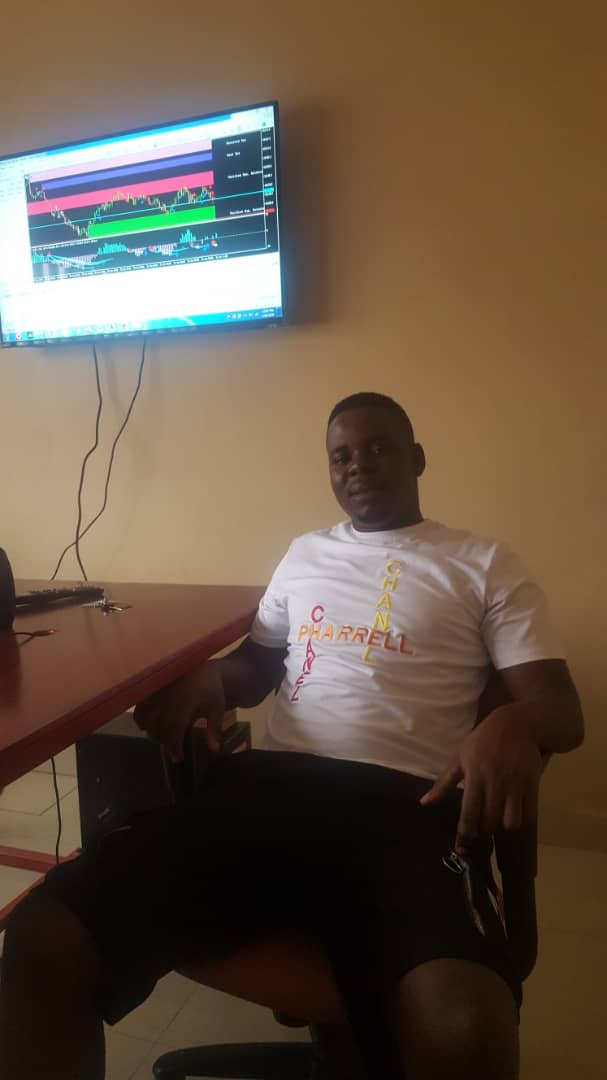 Wishing myself a joyous birthday full of God's amazing blessings. My being alive and healthy today is as a result of none other than the almighty God. I'll forever be grateful to you, God. Happy birthday to myself.