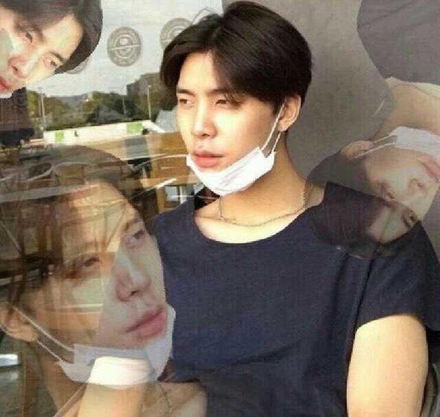 kokolab__'s tweet photo. I just woke up at parang bangag ako. Akala ko may klase ngayon at nataranta pa ako then I realized it's holy week plus natulugan ko pala yung dapat rereplyan ko kagabi 😵 Also hanggang ngayon ay wala pang reply si filo supplier. Maloloka na ako 🙂

Me rn: https://t.co/608i5lEdlN
