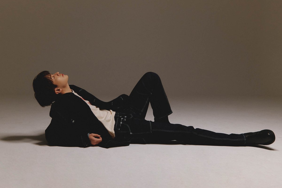 ars131cyj's tweet image. today i present you korea's it boy, choi youngjae