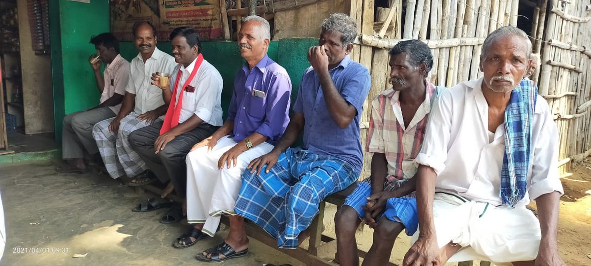 akumar4harur's tweet photo. மதசார்பற்ற முற்போக்கு கூட்டணியின் அரூர் சட்டமன்ற தொகுதி வேட்பாளர், தோழர் A குமார் அவர்கள் தோல் தூக்கி பட்டியில் வாக்குகள் சேகரித்தார்
#rejectNEP2020
#bjpfails
#admkfails
#students
#harur
#akumar https://t.co/U3ZoMpmieq https://t.co/tlRl4hvI5v