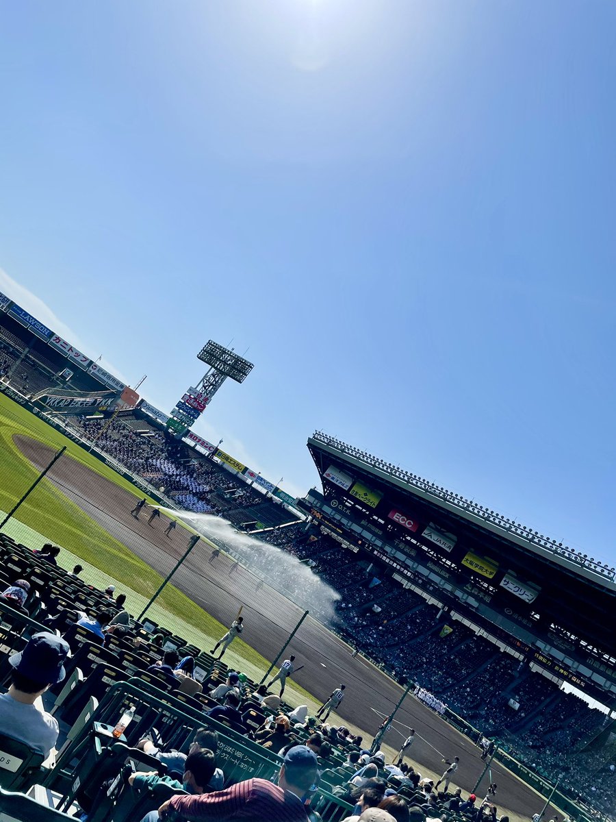 倉持明日香 こうして今年 観ることが出来て 本当に幸せでした 球児のみなさん アルプスで応援していたみなさん 事前収録で素晴らしい演奏をしてくださっていたブラスバンドのみなさん あげるときりがないけど 全ての皆さんに感謝 私たち野球ファン 倉持明日香 こうして今年 観ることが出来て 本当に幸せでした 球児のみなさん アルプスで応援していたみなさん 事前収録で素晴らしい演奏をしてくださっていたブラスバンドのみなさん あげるときりがないけど 全ての皆さんに感謝 私たち野球ファン
