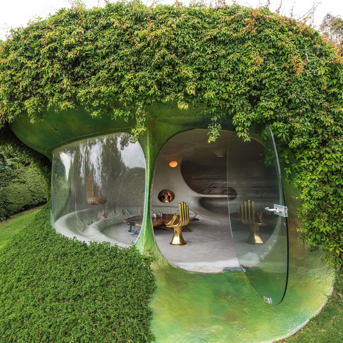 Travel_Scoot's tweet photo. An Amazing architectural Garden with House and with unique Interior design in mexico.
.
📌Location: Casa Organica
🗺Country: Mexico
follow @Travel_Scoot 
.
#mexico #mexicotravel #visitmexico #mexicodesconocido #travel #JavierSenosiain #travel_scoot #casaorganica https://t.co/PRwty1yw3k