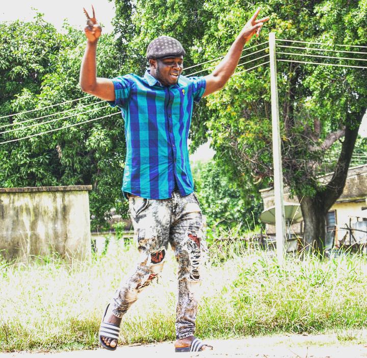 sammielord_'s tweet photo. Two things go sup this April😎😎
1. All plans go work out to our advantage.(stamped!!)
2. God no go shame us..(Assurance)
AreaMatter YouTube/TV series still dey on guard... Take a peep via this link...
https://t.co/sGMis3v5Jf
HNM CHAMPS!!!🗽🗽 https://t.co/KEC306U35Y