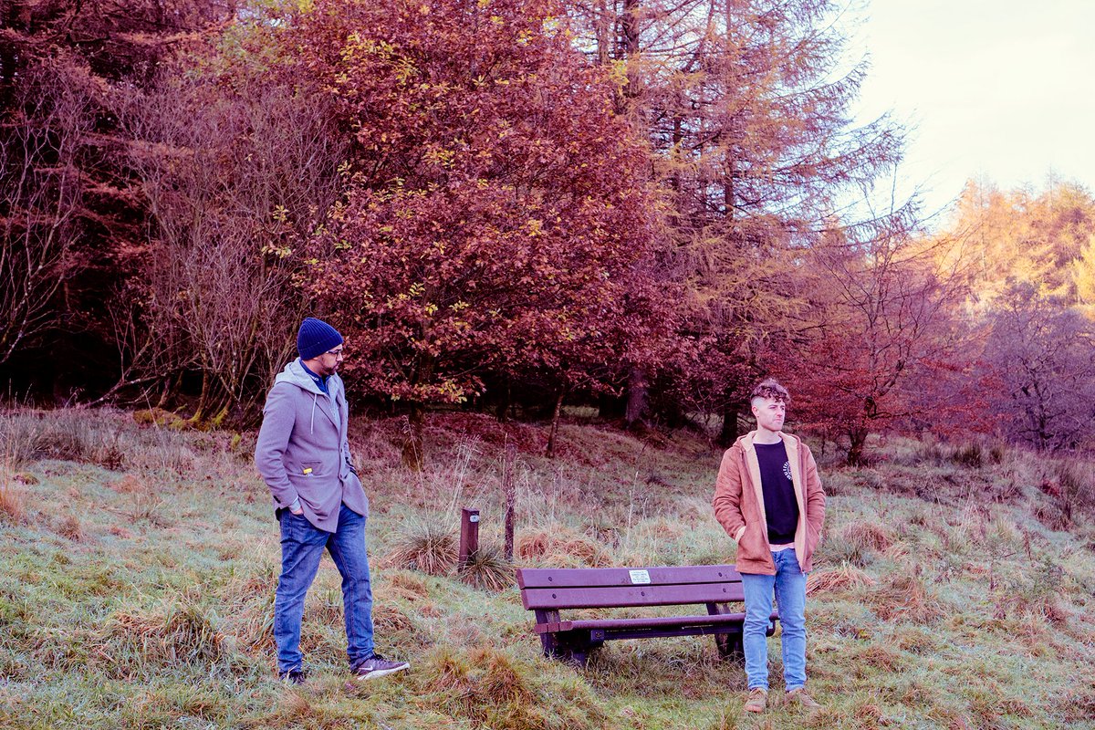 MIDDLEMEN tweet media