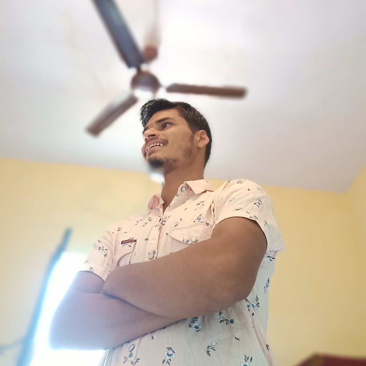 sushh020's tweet photo. #NewProfilePic https://t.co/QBCIE7QEsY