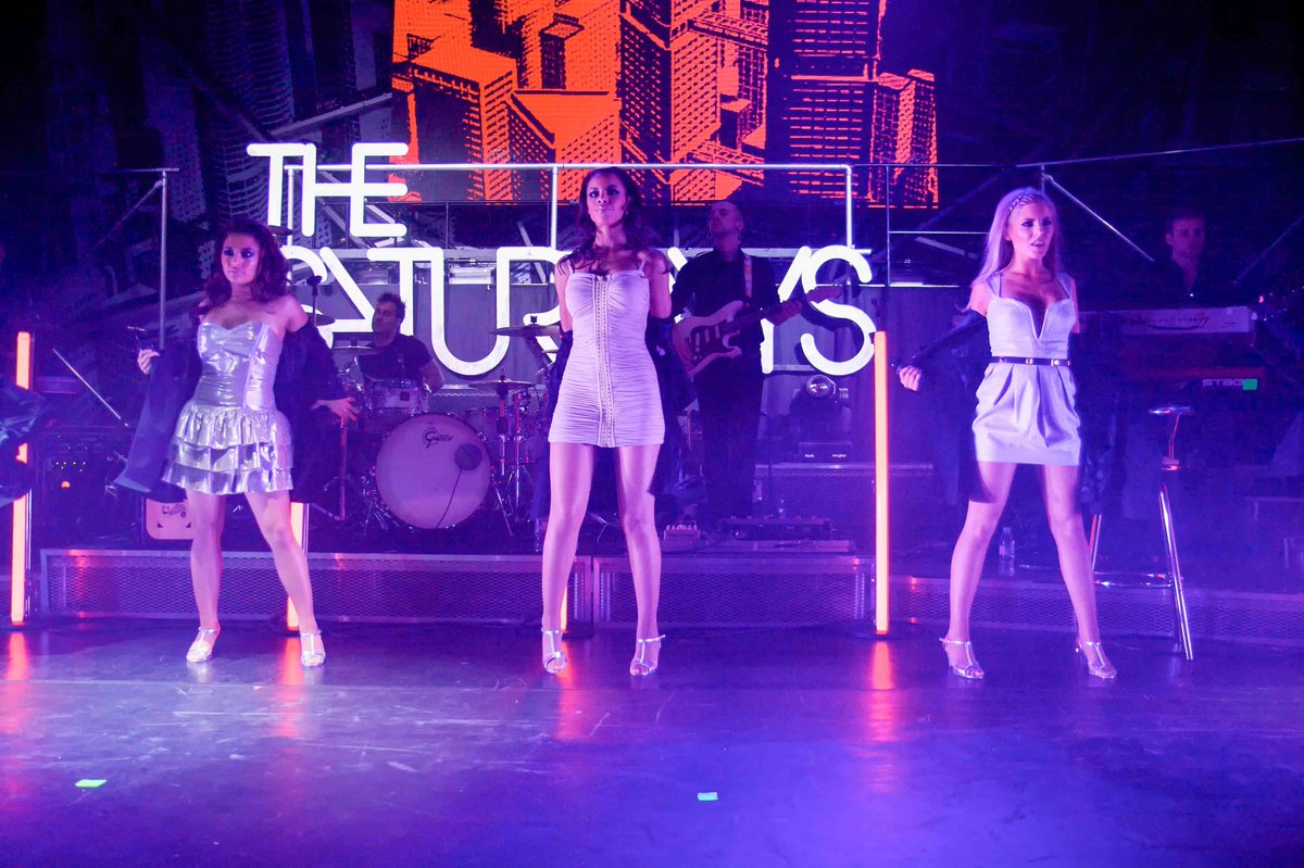 . <a href="/TheSaturdays/">The Saturdays</a> playing <a href="/O2GuildhallS/">O2 Guildhall</a> in 2009. Particularly love these shots of  <a href="/MollieKing/">MOLLIE KING</a> <a href="/RochelleHumes/">Rochelle Humes</a> <a href="/FrankieBridge/">Frankie Bridge</a> . You can find more photos from this concert in the A Snapshot in Music photobook now on kickstarter kck.st/3sdNlvl
#thesaturdays #concert