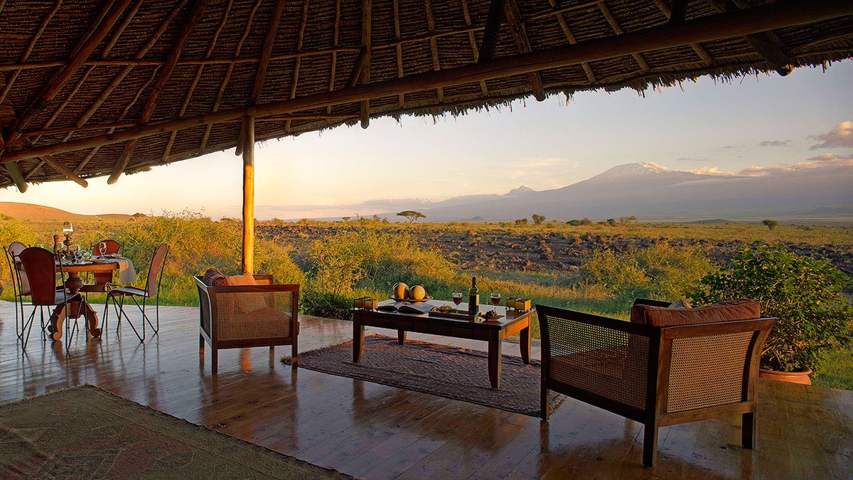pinkanddaisytr1's tweet photo. SUBLIME GLORIOUS INFINITE Situated in Amboseli National Park, Tortilis Camp has a prime location for witnessing the majesty of Africa’s leading highest mountain.
#pinkanddaisytravelltd #amboseli #mtkilimanjaro #exoticdestinations #beautifuldestinations #privatelyguided #safari https://t.co/mLjz8lGg0a