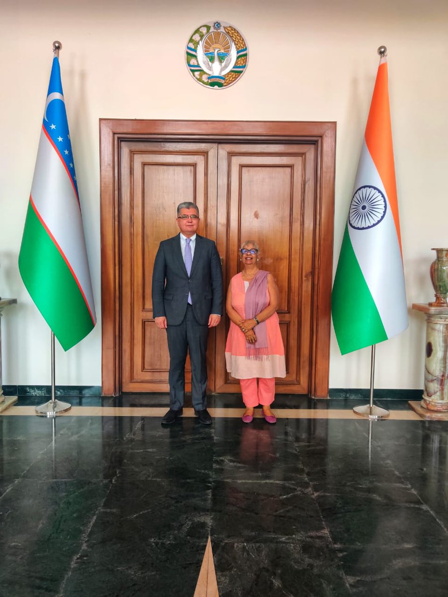 The_Diplomatist's tweet photo. The Publisher &amp; CEO of Diplomatist with H.E. Mr. Dilshad Akhatov, the Ambassador of Uzbekistan to India

@MEAIndia 
@amb_tashkent 
@Uzbek_Embassy 
@kanchi_batra89 

#india #uzbekistan #friendlyrelations #cooperation https://t.co/p6HjZKtOKo