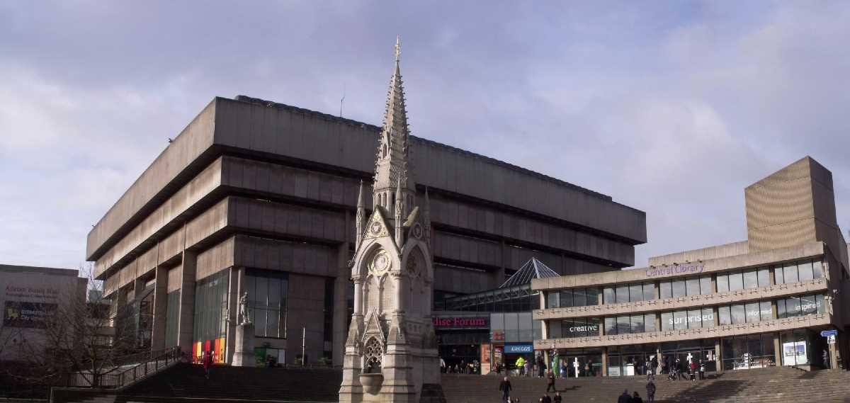 BirminghamWeAre's tweet photo. Coming soon! Chamberlain Square through the years, all as part of our #BirminghamGems series including trails, maps and articles of all our Public Spaces - A great City needs a great Community to promote it and protect it - contact us at e: admin@freetimepays.com to get involved https://t.co/uDuQgxhezo
