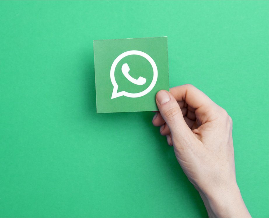 Sie befinden sich in einer Situation, in der Sie keine Sprachnachrichten abhören möchten? Mithilfe der kostenlosen App „Transcriber“ lassen sich diese in Textnachrichten umwandeln.

1.

smartphonemag.de/anleitungen/wh…