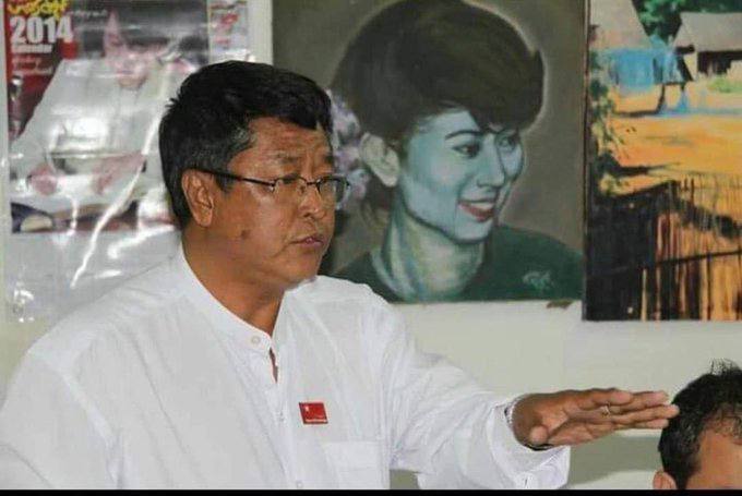 MayWinchester16's tweet photo. In Mingalardon, Yangon: U HtunAungKyaw who was a part of drafting the Federal Democracy Charter was arbitrarily abducted on March 30 night from his home by junta terrorists. 
#WhatsHappeningInMyanmar
#Apr1Coup https://t.co/q0jPWyNBLV