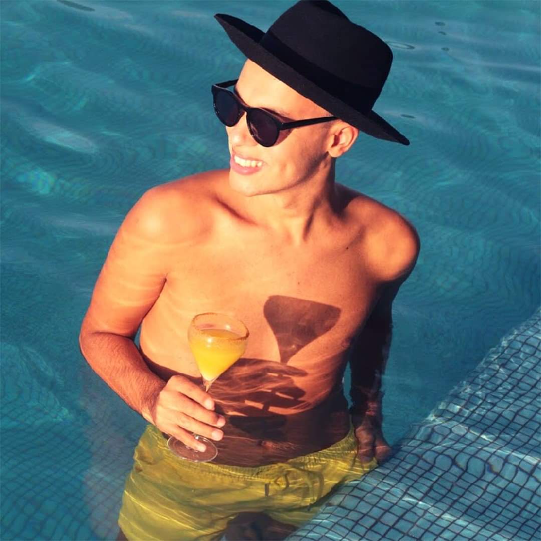 A Canopy style vacation is everything you need  😎 Book now and enjoy our fantastic atmosphere and location 📍 Photo by 📷 Christian Santana