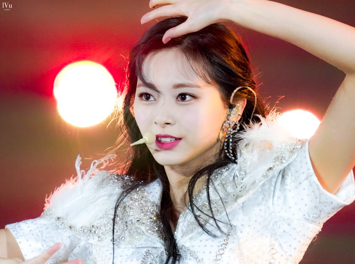 러브유 lVu tweet media