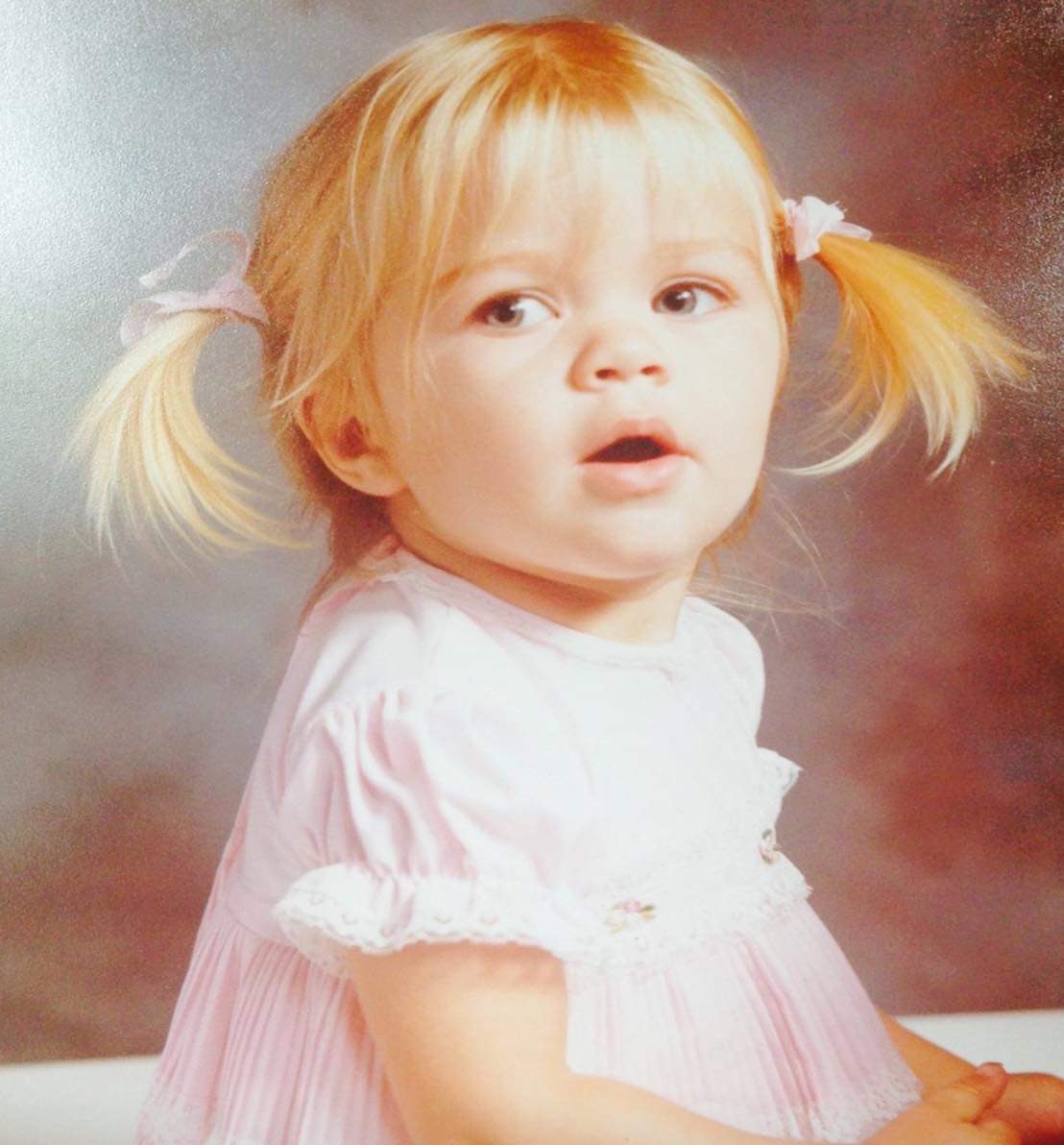 Motorfinityuk's tweet photo. A rare photo - usually covered in mud, oil or grease from messing with engines from a VERY young age! Destined for the motor trade 😉@cherry_Queenbee #throwbackthursday #MotorfinityHQ https://t.co/JOaPNFLYi9