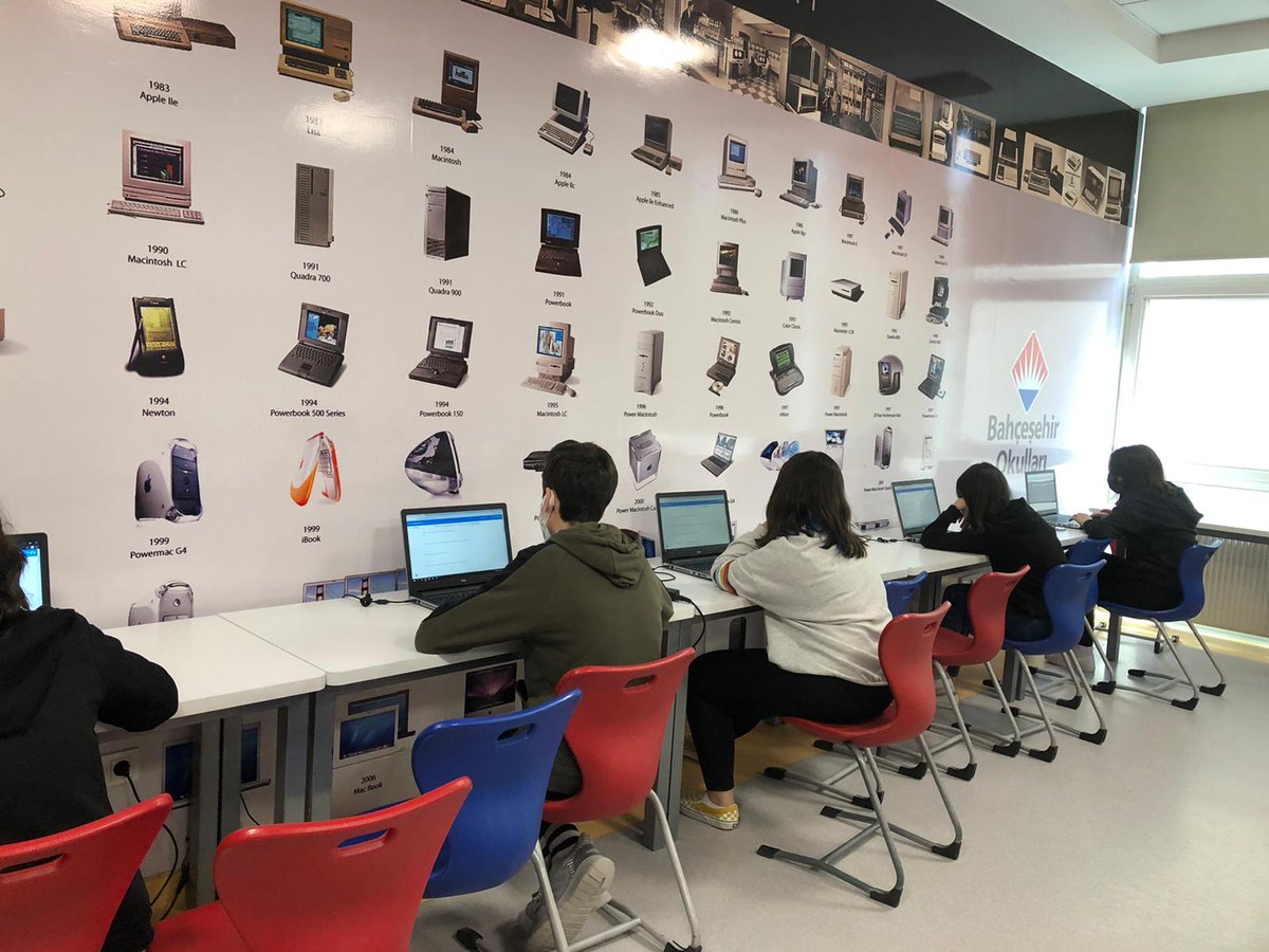 Lise rehber öğretmenimiz Seda Turan Balıbey, öğrencilerimize “Sınav Tutum Ölçeği” envanteri uyguladı. ✅
Öğrencilerimizin sınavlara karşı verdiği zihinsel tepkiler,endişeler ve genel sınav kaygısı ile ilgili tutum ve davranış raporu elde edildi. 📊📚📌