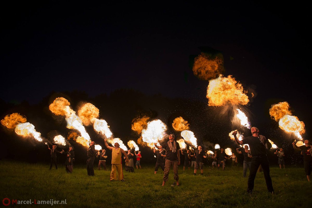 Fierce360nl's tweet photo. Firebreathing Dragons! We will once more Unite &amp; Ignite in '22 for obvious reasons, the ongoing pandemic. Stay tuned for more info - join our free pre signup form here: https://t.co/IDDaURuBWt
#firebreathing #vuurspuwen #teambuilding #uniteignite #fierce360 #middeleeuwswinschoten https://t.co/yGWIYqmy3S