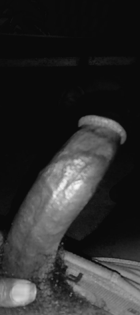 NegroUber's tweet photo. Buen dia alguna trans o pasivo bn femenino mand pv  q ganotas  q  acn https://t.co/JhzvyGLMle