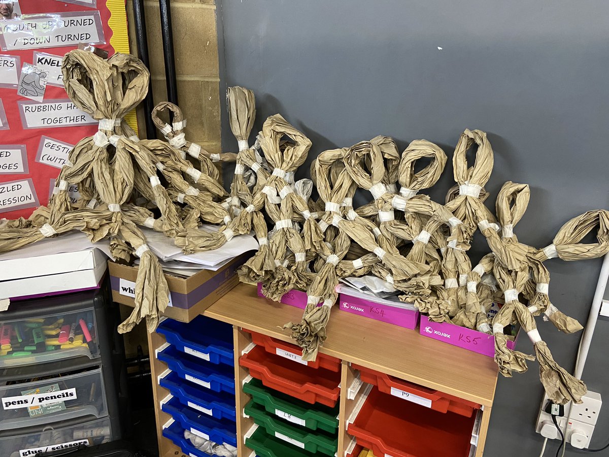 ACTabilityUK's tweet photo. Busy week building puppets with the students of Rainham Mark Grammar school. #Focus #Fixedpoint #Breathe https://t.co/zoqd009l3z