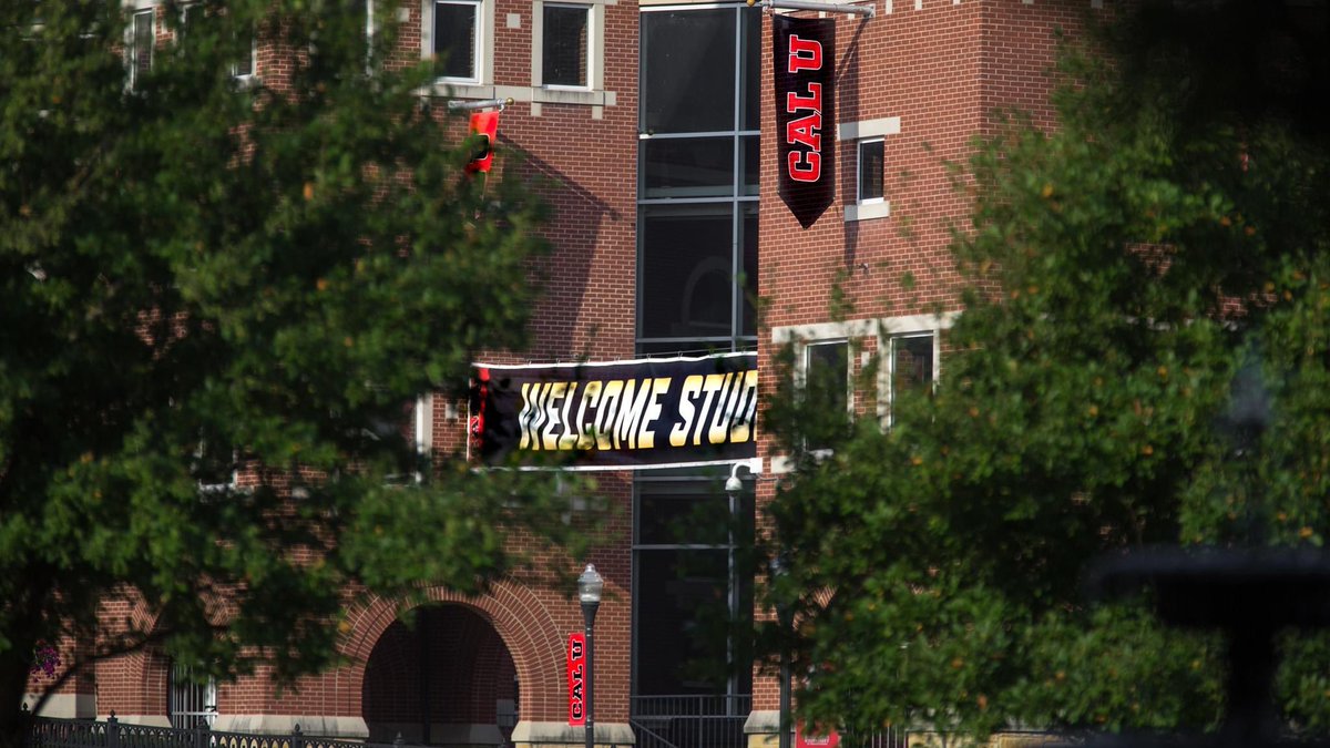 Scheduling for Fall 2021 is now open to ALL STUDENTS!
If you have not yet scheduled classes for fall, view the video
below for assistance.
cupmediasite.passhe.edu/Mediasite/Play…
Email – schedulingcenter@calu.edu
Phone – 724-938-1608
Starfish – Raise your Hand
Zoom – Call or email to schedule