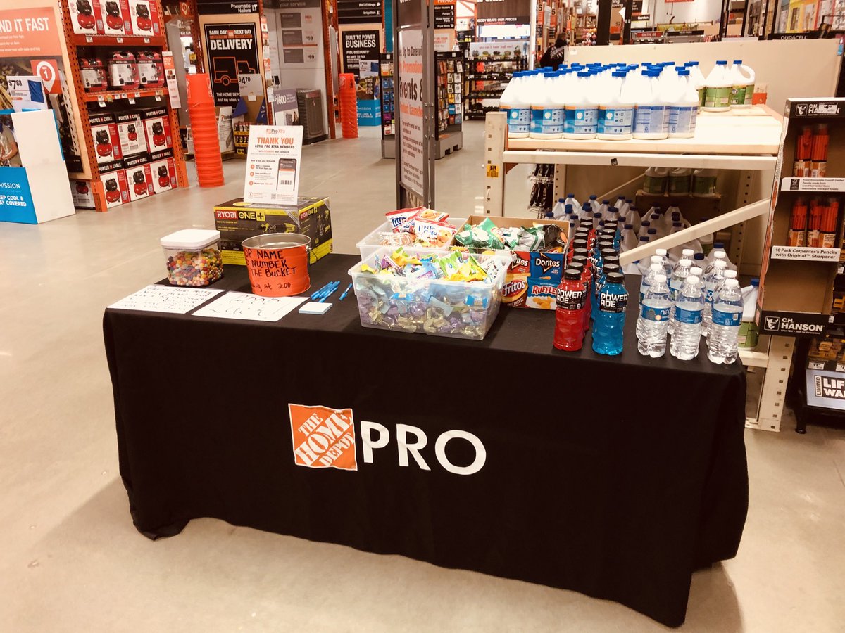 Shaina M-Collins tweet media