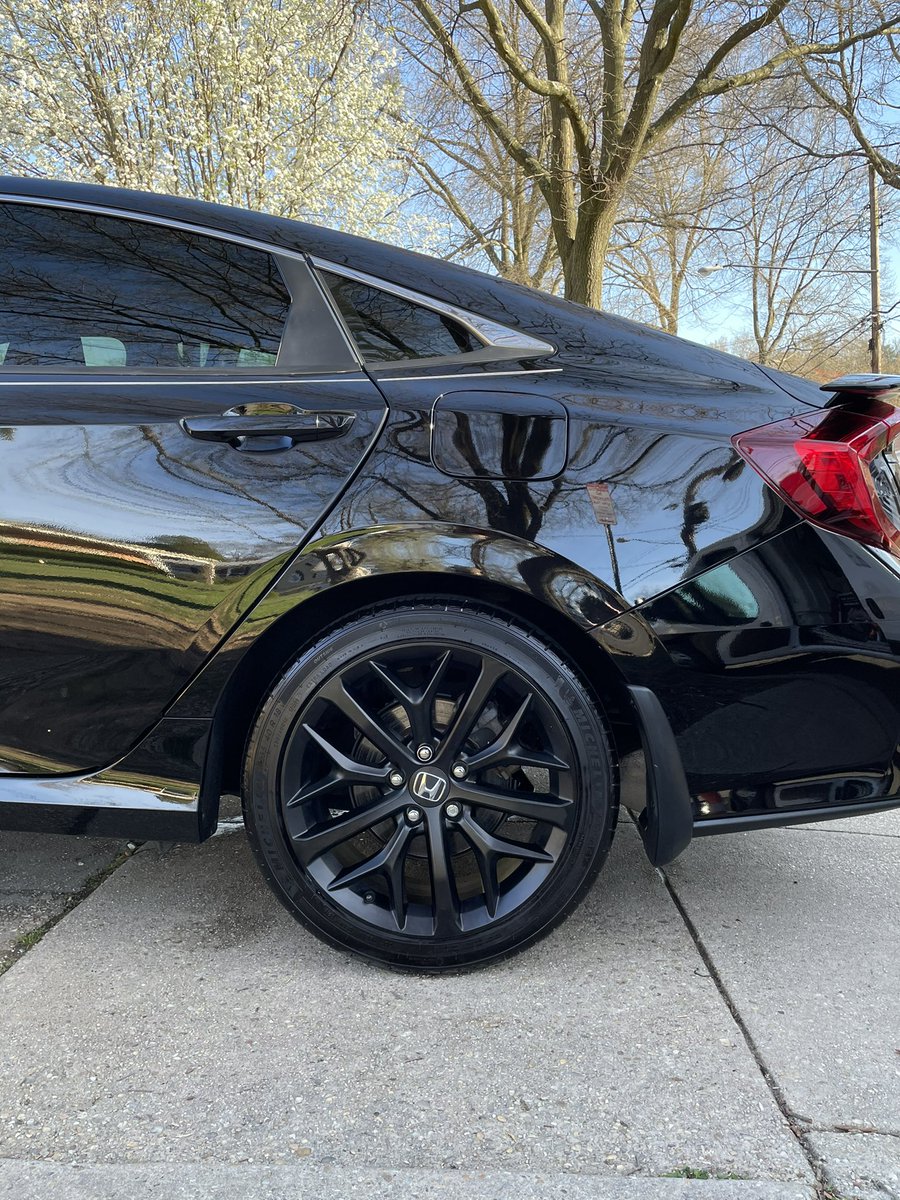 garciabrosmd's tweet photo. Extreme gloss and shine when applying our new ceramic/graphene paste wax by @TurtleWax ! ๐คฉ!! #hondasi https://t.co/xu0953BfdT