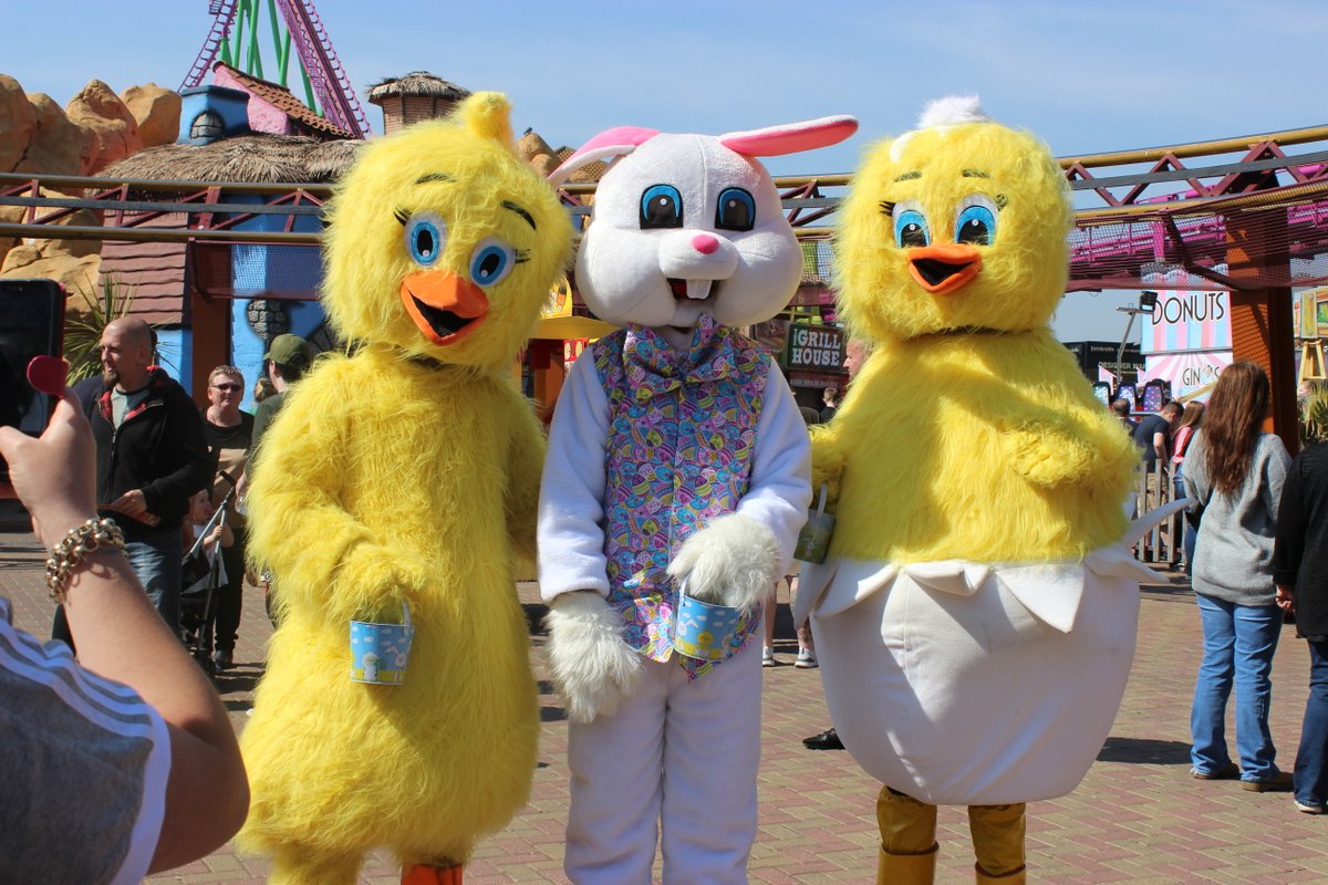 fantasyislanduk's tweet photo. Keep your eyes peeled...👀
Something EGGstra special is on the way for you little ones! 🐣 🐰
#Virtualeaster #FantasyIslandTV #FantasyIsland #Easter #EasterSunday https://t.co/qj6MC9Tkfa