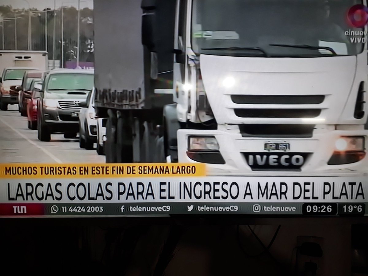 vascoechaza1's tweet photo. " Según un relevamiento hecho por la Policia Bonaerense, el 75 % de los turistas de Semana Santa, son trabajadores estatales. "

👇🏻👇🏼 https://t.co/tx0m6qnFPh
