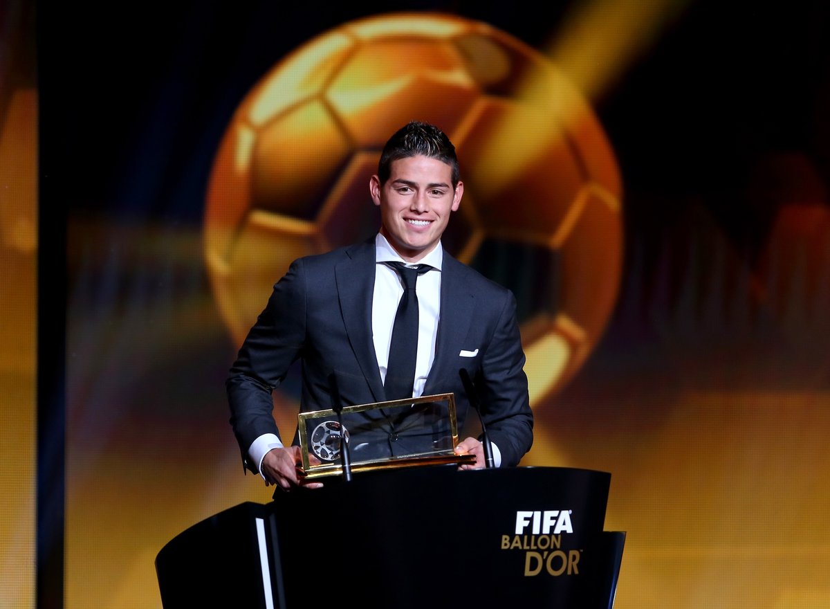 brfootball's tweet photo. 2014: James Rodriguez vs. Uruguay 💥 https://t.co/cKBiOv9AMJ