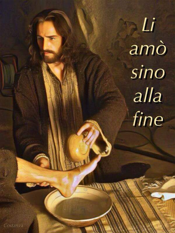 MaterVerbi's tweet photo. «LI AMÒ SINO ALLA FINE» 
(Gv 13,1-15)

Con la Lavanda dei piedi Gesù non fa altro che esplicitare ancor più, a chiare lettere,quanto aveva fatto fino a quel momento: questo gesto mostra in modo chiaro e inequivocabile l'amore che Lui aveva verso i Dodici https://t.co/4DlEWBud2l
. https://t.co/RZreb8o2TI