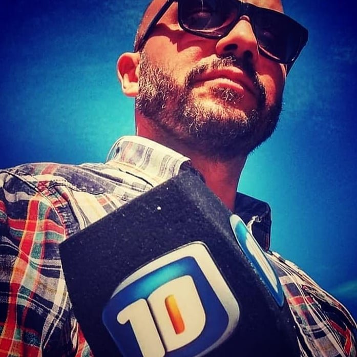 ratingcordoba's tweet photo. #MejorMovilero2021📺📻
Felicitaciones @arielzalio de #LaFeriaDeLaCocina de @canal10cba  por ser el Ganador del Premio Rating Córdoba ! 👋👋👋👋
.
#IDEASHD @cokiramirez @hrdominguez https://t.co/4HvtSToSoN