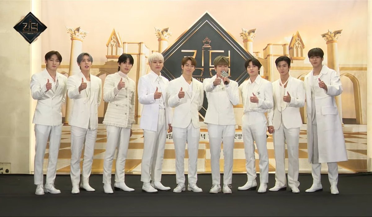 SF9KINGS_'s tweet photo. CONGRATULATIONS SF9! 🎉 
[4th place]

You all really did a great job and Fantasy, congratulations to us as well!  👏🎉

Now let's stream their full ver. performance! 👑

SHINE BRIGHT SF9
#SF9FeelTheCrown
DIVE INTO YOUR HEART
#빛나는_셒구를_응원할게
FEEL THE SENSATION
@SF9official https://t.co/uKsk6BWQ0a