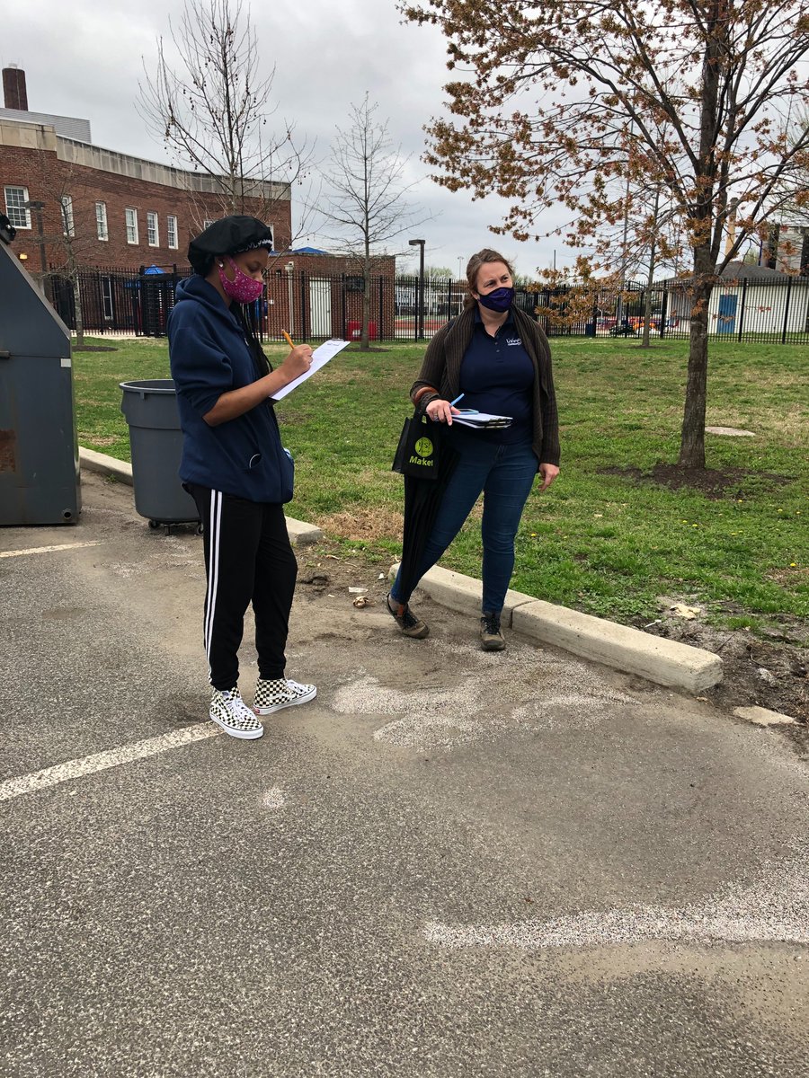 The_APYoung's tweet image. Thank you to @livingclassroom &amp;amp; @DOEE_DC for an amazing outdoor learning experience w/our IPL Civil Engineering students yesterday! Students are designing solutions to environmental concerns in their community! @AnacostiaHigh @AnacostiaNAF #anaxdesign  @DcpsLab @dcpublicschools