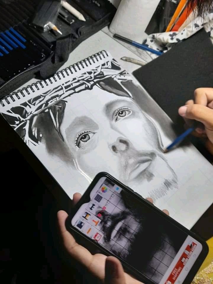 GodinezVein's tweet photo. "Holy Week Portrait"
-Jesus Christ https://t.co/7wTLYhsJxI