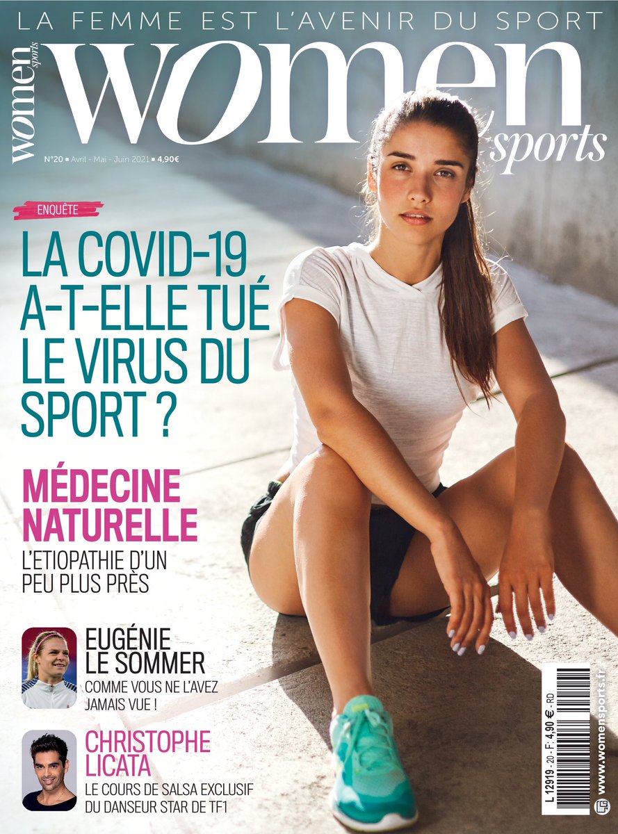 Indiscret : Photo prise “à l'arrache” à la rédaction ce matin 😊🙃🤪🚀💫
On me dit dans l’oreillette que la sortie en kiosque en 🇫🇷 de WomenSports Avril 2021 est imminente 😊💫 
#Impatient
