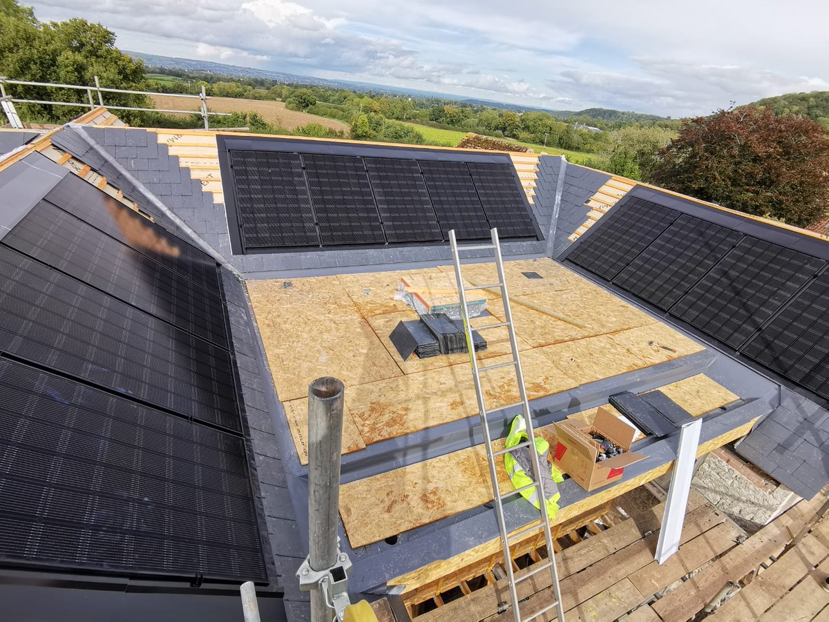 Greenleafsolar2's tweet image. #solarenergy #solarpower #solarpanels #renewableenergy #greenenergy #happycustomers #energysaving