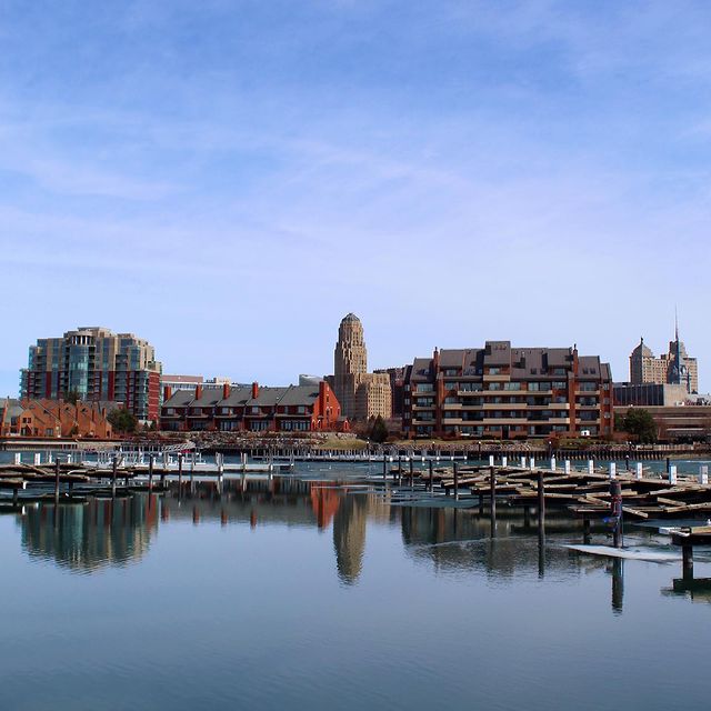 rochester's tweet photo. ✅ote for the Top Shot in #Buffalo @ https://t.co/F0g94P5J0K #BUF #VisitBuffalo #ILoveNY https://t.co/VQKaVcHFKI