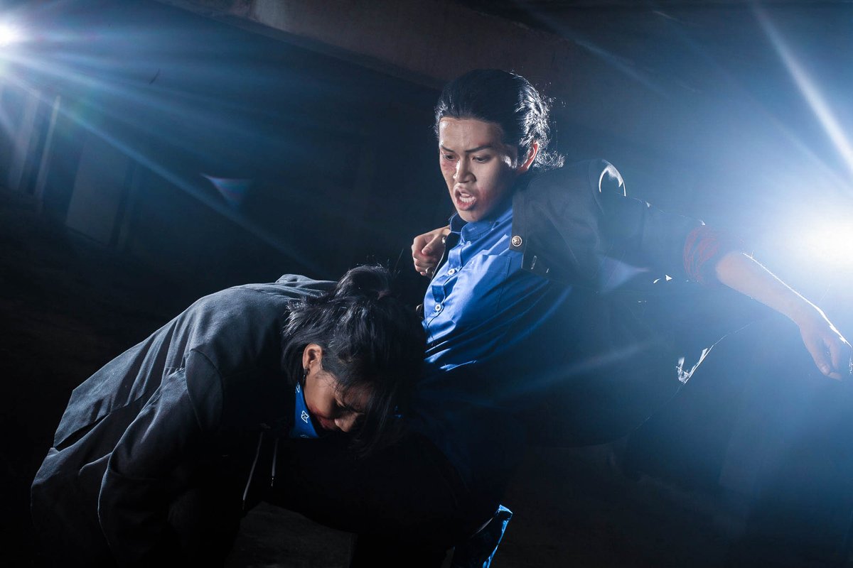 kureocosplayer's tweet photo. 📷Photo by @kopkapon
______________________________
👊Murayama : @grace.nicha
🤜Furuya : @kureo_cosplayer
🤛Seki : @nrchcosplayer
______________________________
#HiGH_LOW
#highandlow
#oyahigh
#oya
#highandlowcosplay
#ハイロー
#furuyahideto
#鬼邪高校 https://t.co/X0yw09g6Z0