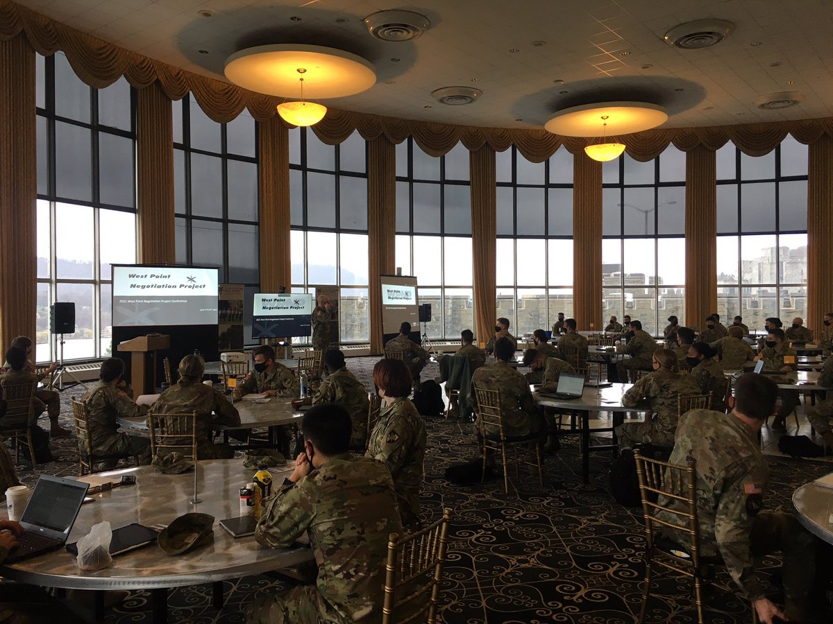 usma_wplc's tweet photo. Major Travis Cyphers kicks off the West Point Negotiation Conference at the West Point Club! https://t.co/QWzCP2UyxU