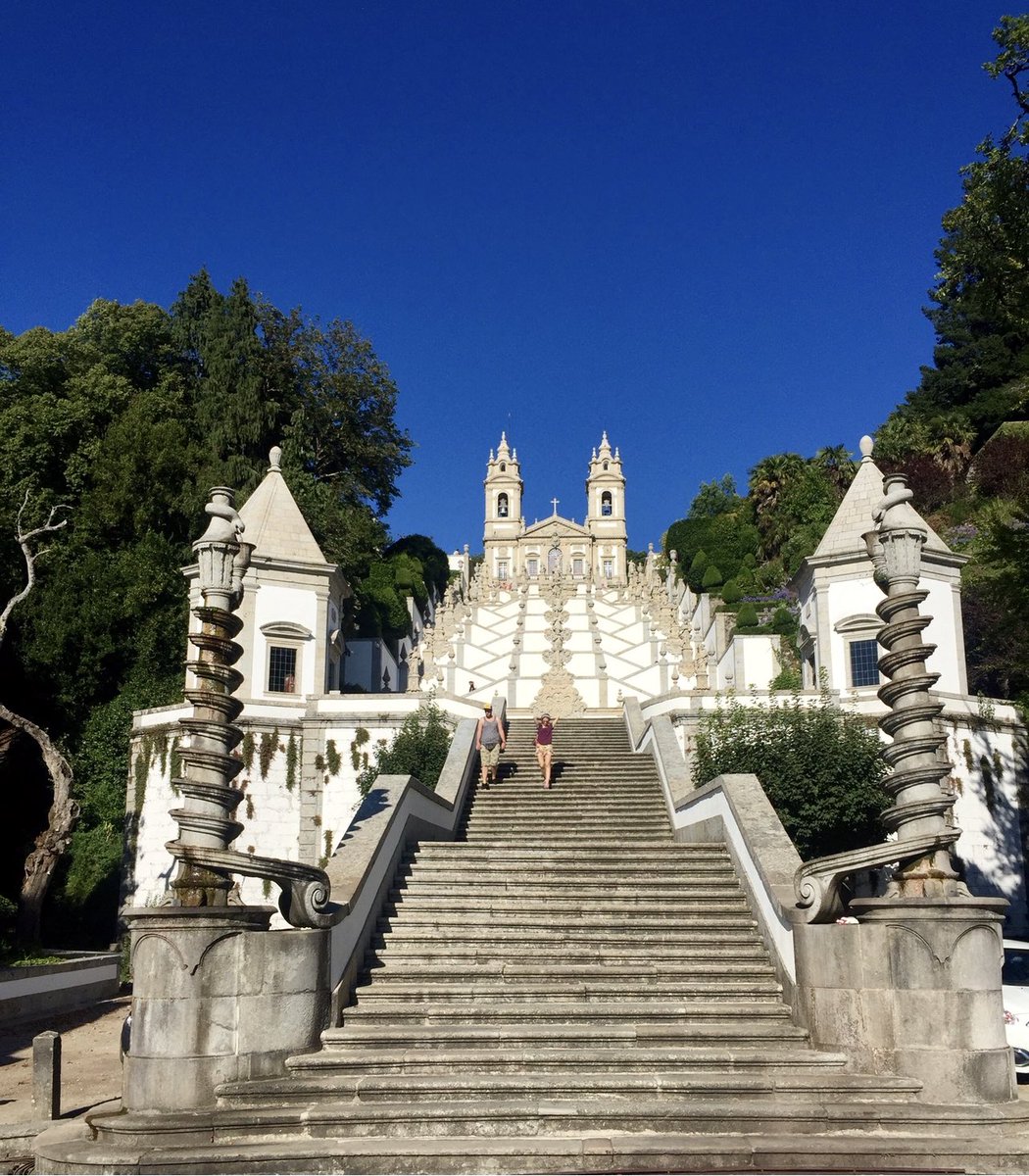 MarienCendon's tweet photo. Bom Jesus do Monte Braga Portugal #trowbackthursday #holyweek #bomjesusdomonte #picturesareworthathousandwords❤️ #recordaresvivir #memories💕 #lovepictures #bluesky💙 https://t.co/WkwIe75b05