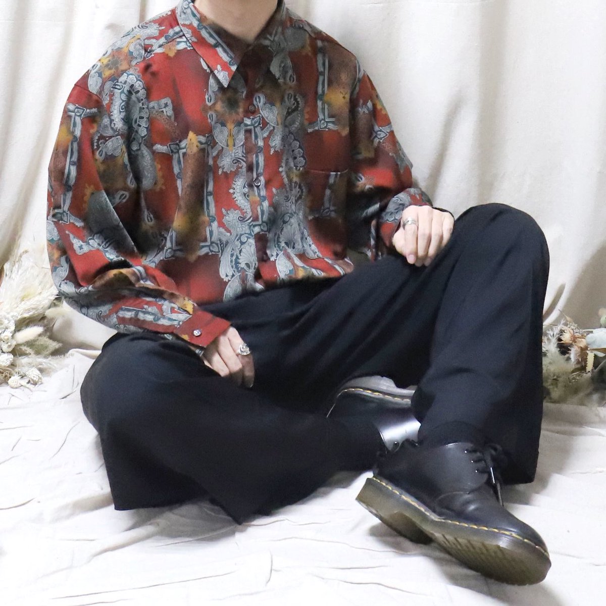 liberteused's tweet photo. 4/3(土) 22:00から販売開始🔥🔥

☑︎"ヨーロピアン風な柄シャツ"

比較的薄手なのでこれからも使いたいアイテム◎

とにかく柄がカッコよくおすすめなデザインです。 https://t.co/kFqADfpPhR