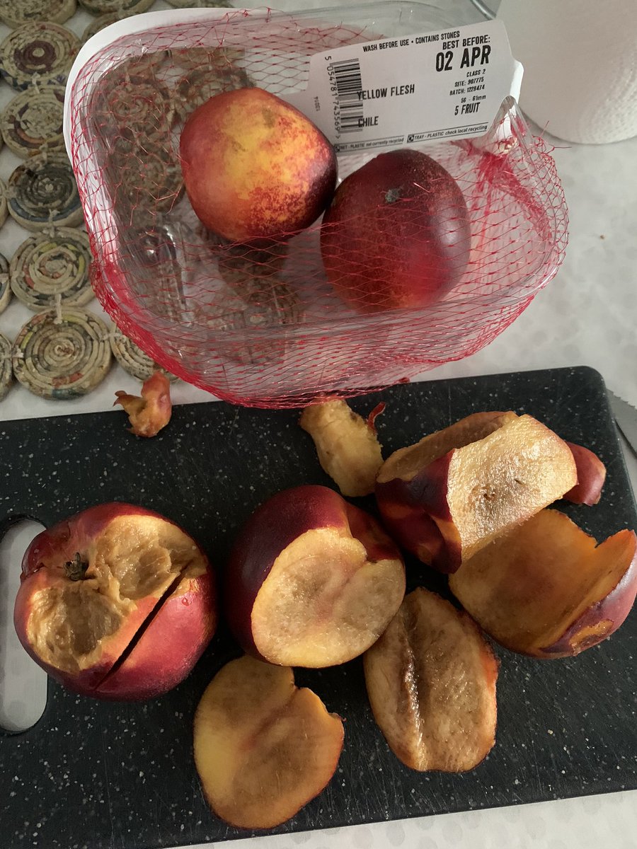 SusanDuncanOr's tweet photo. Oh dear @asda @AsdaServiceTeam my Tuesday delivery - look at the state of these Nectarines! https://t.co/53O4mYHHxL