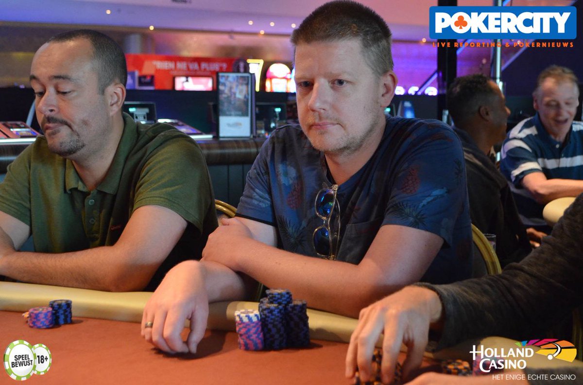 PokerCityNL's tweet photo. 🔊PC Podcast #22 – Arjen ‘ikkedus’ Weel @ArjenWeel  over zijn $155K score in speciale Sunday Million!

Niewe aflevering vol pokerpraat met 🎙 @MarkRoovers  en 🎙 @PrinsFlip is nu te beluisteren! 

https://t.co/KXnYTgHBa7 https://t.co/wYLL5LJmZm
